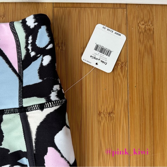 Free People FP Movement High Rise You’re A Peach Printed Leggings - Picture 8 of 10